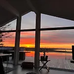 5 Star In Nyaraló Løgstrup