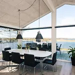 5 Star In Løgstrup