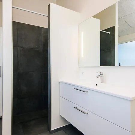 5 Star In Løgstrup