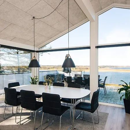 5 Star In Løgstrup