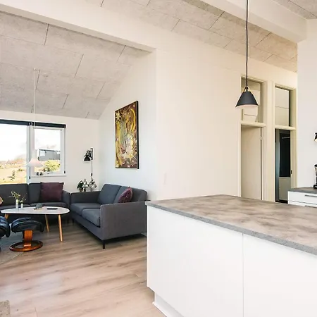 5 Star In Løgstrup