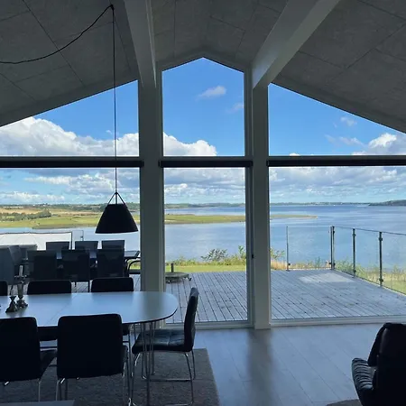 5 Star In Løgstrup